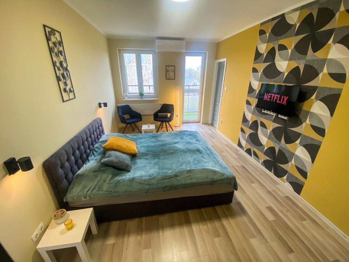 Fresh Smartly Designed Studio Flat & Sunny Balcony Budapest Kültér fotó